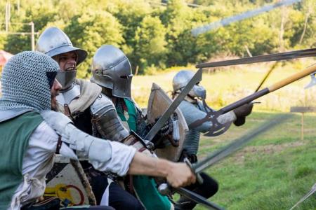 SVsrednjeveški najemniki 1